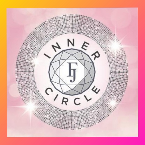 Fragrant Jewels Inner Circle Exclusives - Picture 1 of 4